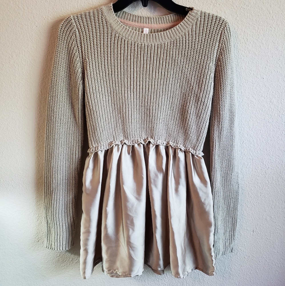 Long sleeve peplum blouse